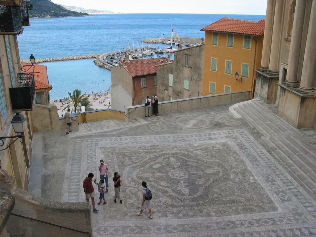 Menton Nella Vecchia Citta Con Vista Mare Apartment Exterior photo